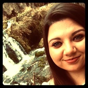 Meet your Posher, Kaitlyn